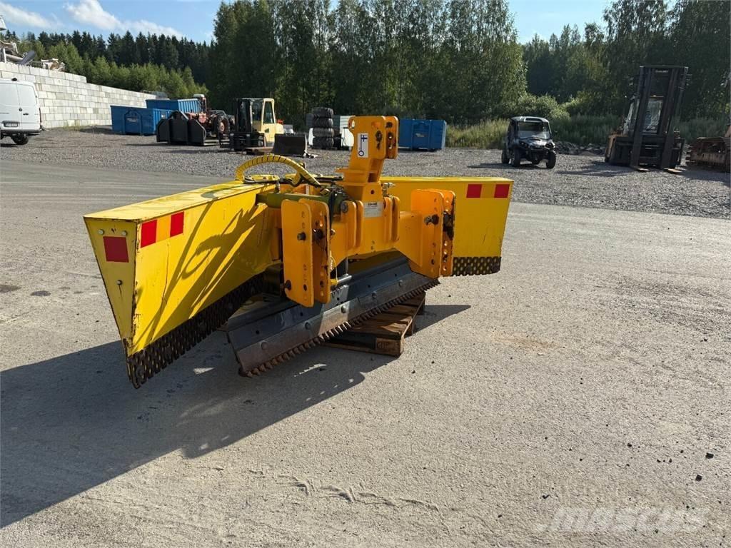 Hese HE 100-32 Otros equipos para carreteras y quitanieves