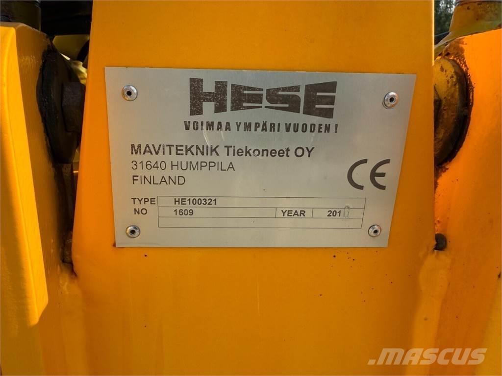 Hese HE 100-32 Otros equipos para carreteras y quitanieves