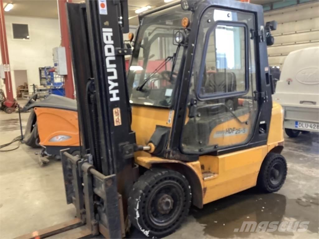 Hyundai HDE 25 E Camiones diesel