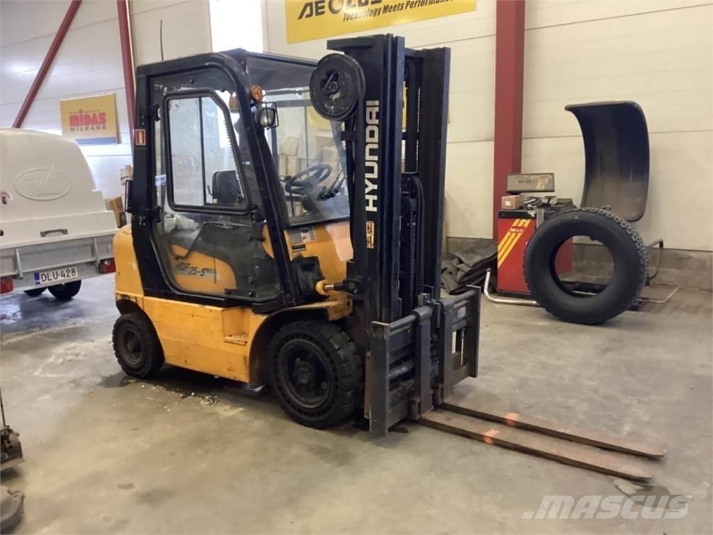 Hyundai HDE 25 E Camiones diesel