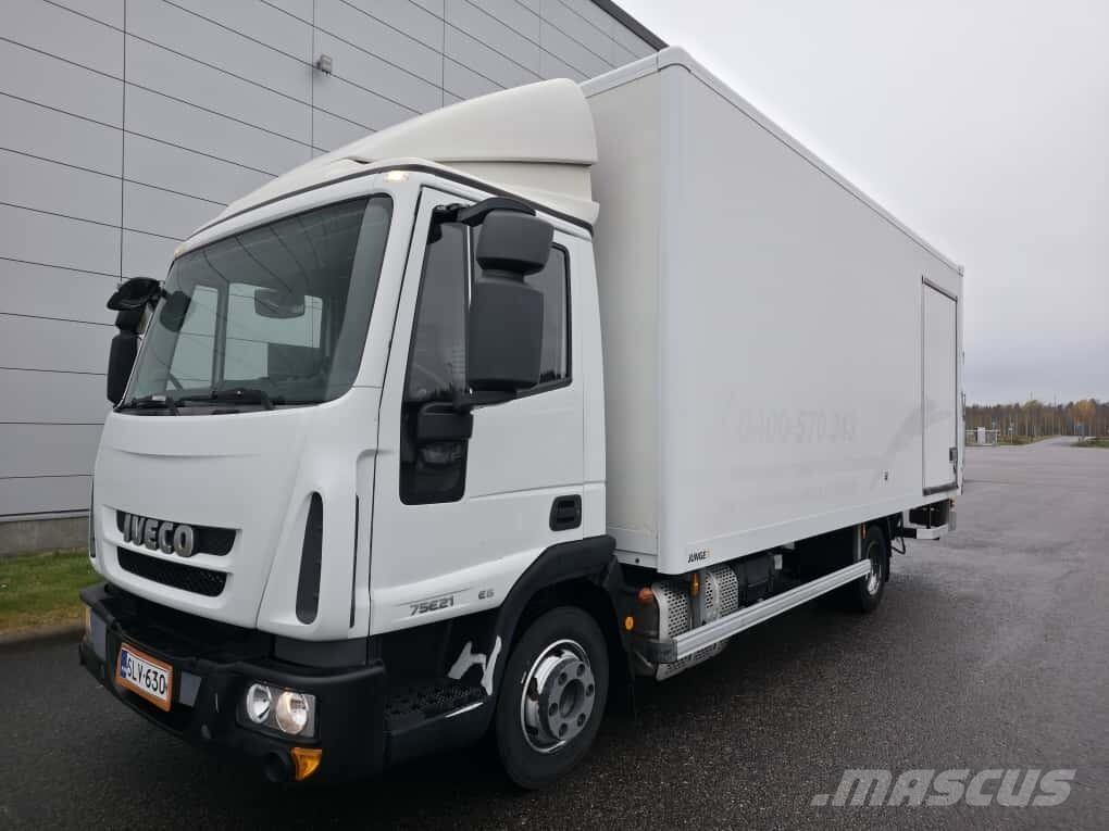 Iveco Eurocargo Camiones con caja de remolque