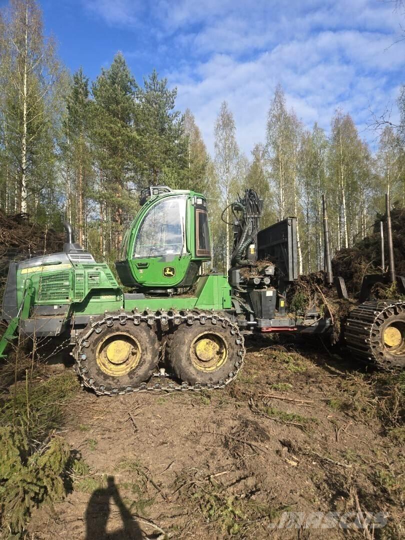 John Deere 1210 G Transportadoras