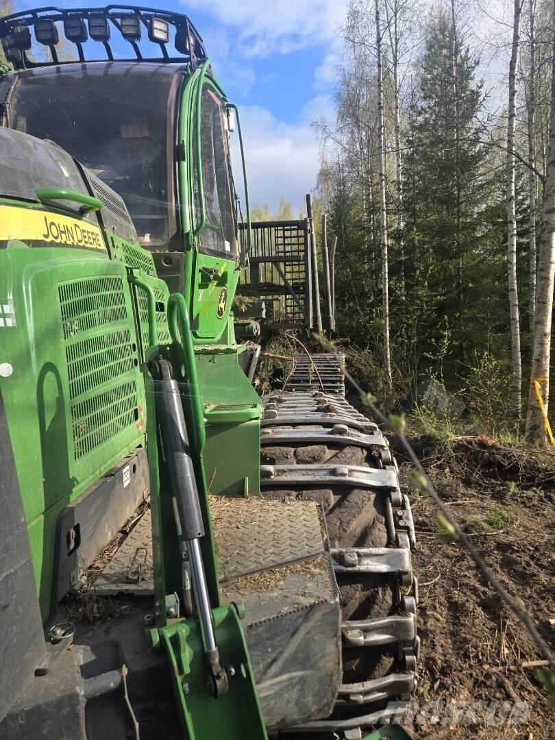 John Deere 1210 G Transportadoras