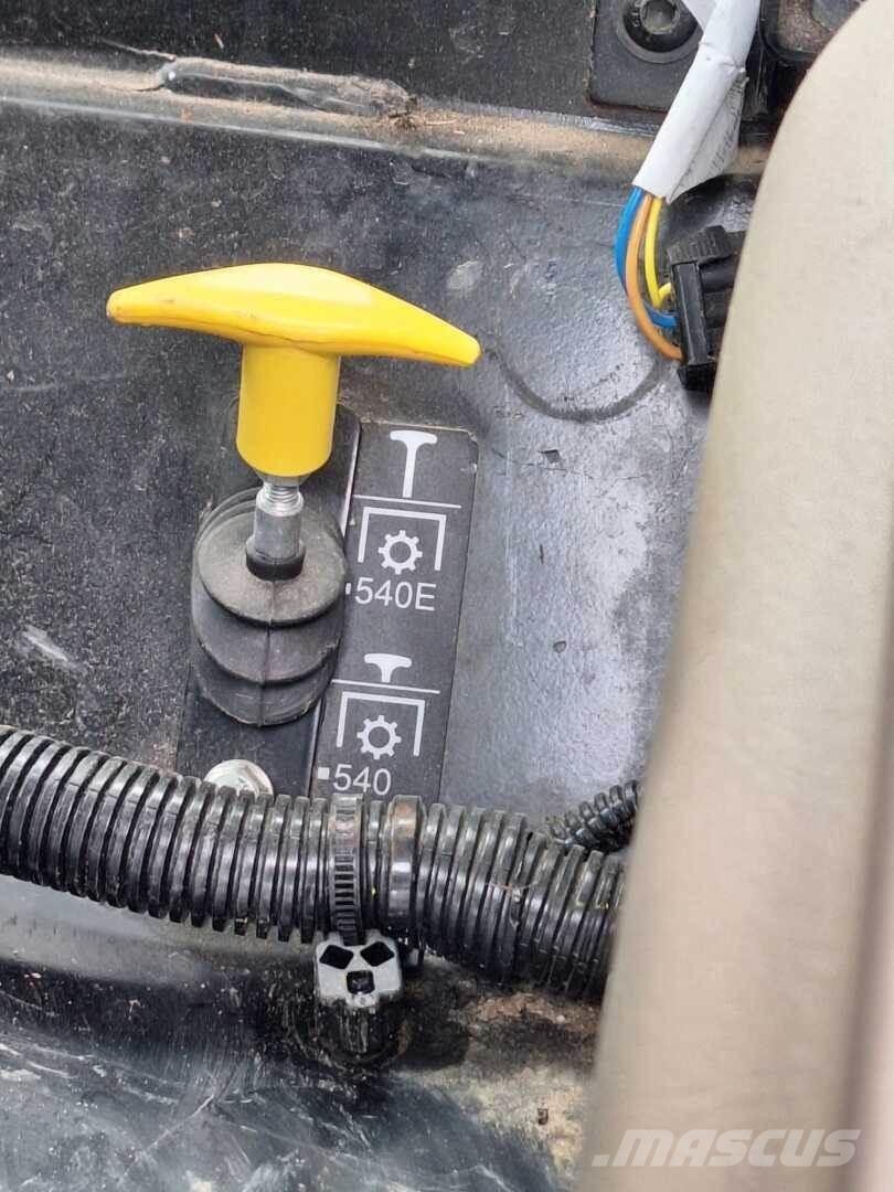 John Deere 5055e Tractores