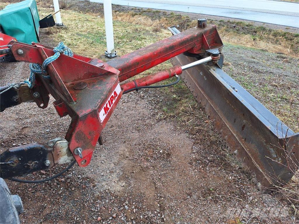 Kipa Perälevy Otros equipos para carreteras y quitanieves