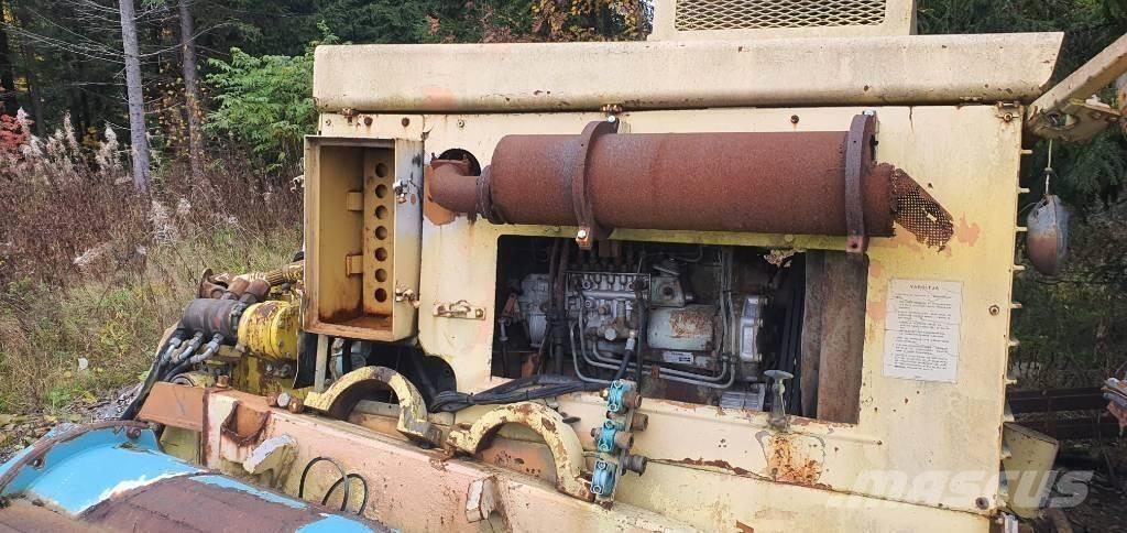 Lokomo AH 172 Niveladoras