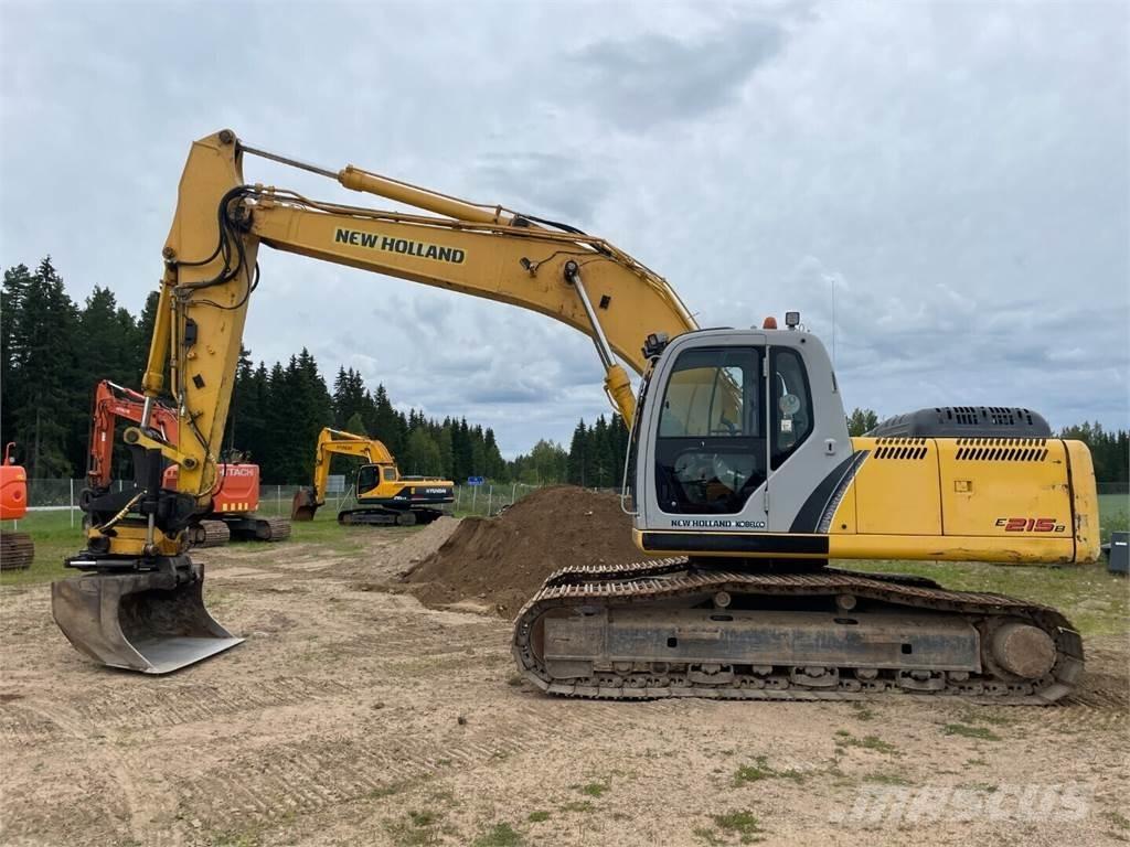 New Holland E215B Excavadoras sobre orugas