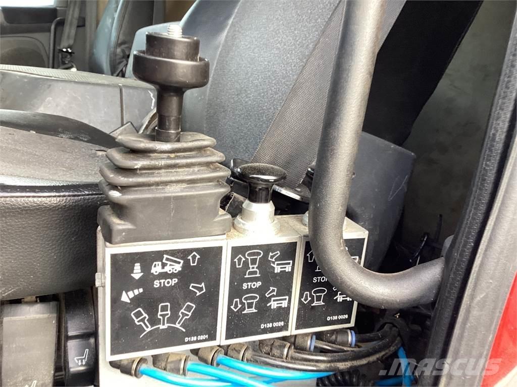 Scania P 320 Camiones elevadores de gancho