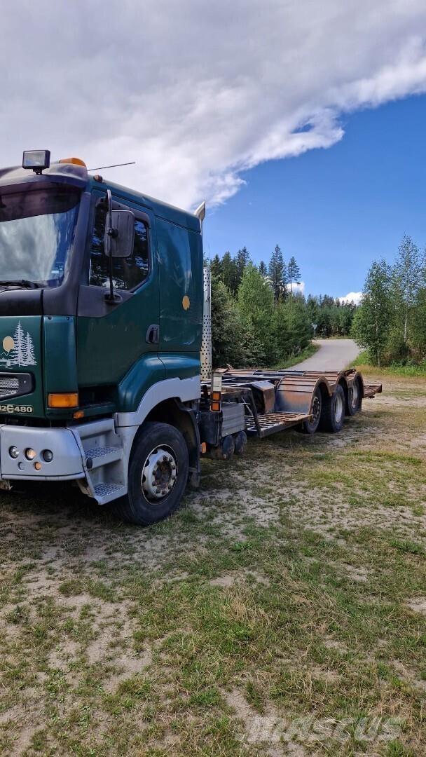 Sisu E12M Camiones portavehículos