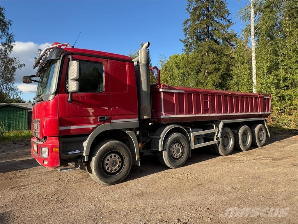 Sisu Polar 10x4 Bañeras basculantes usadas