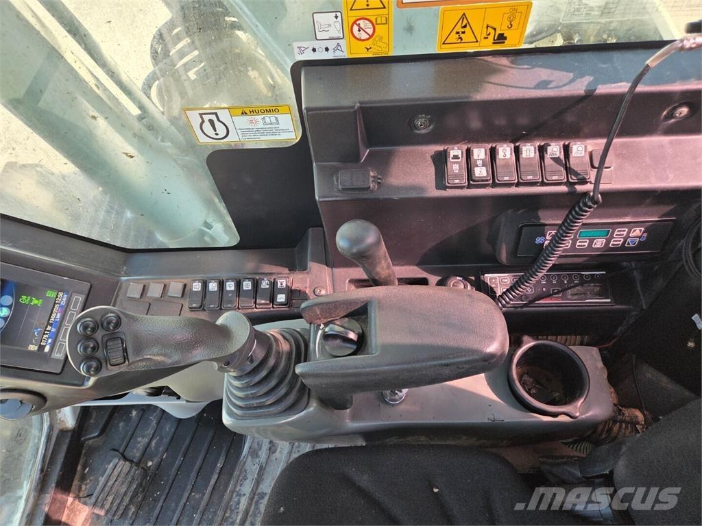 Takeuchi TB2150R Excavadoras sobre orugas