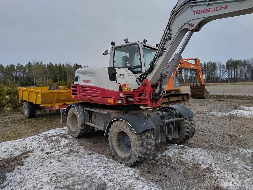 Takeuchi TB295W Excavadoras de ruedas