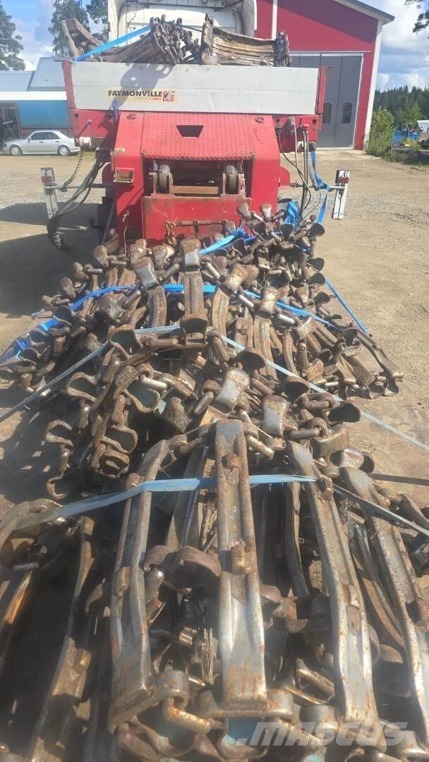  Teloja Cadenas / Orugas