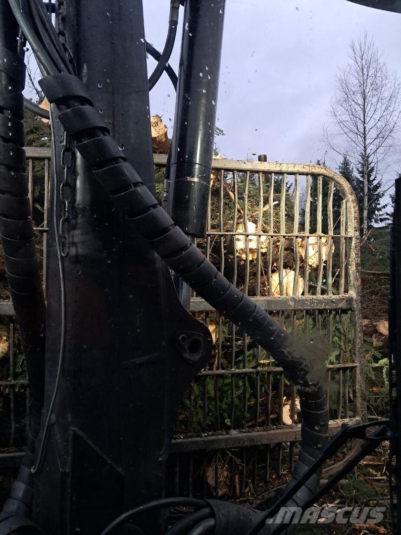 Timberjack 810b Transportadoras