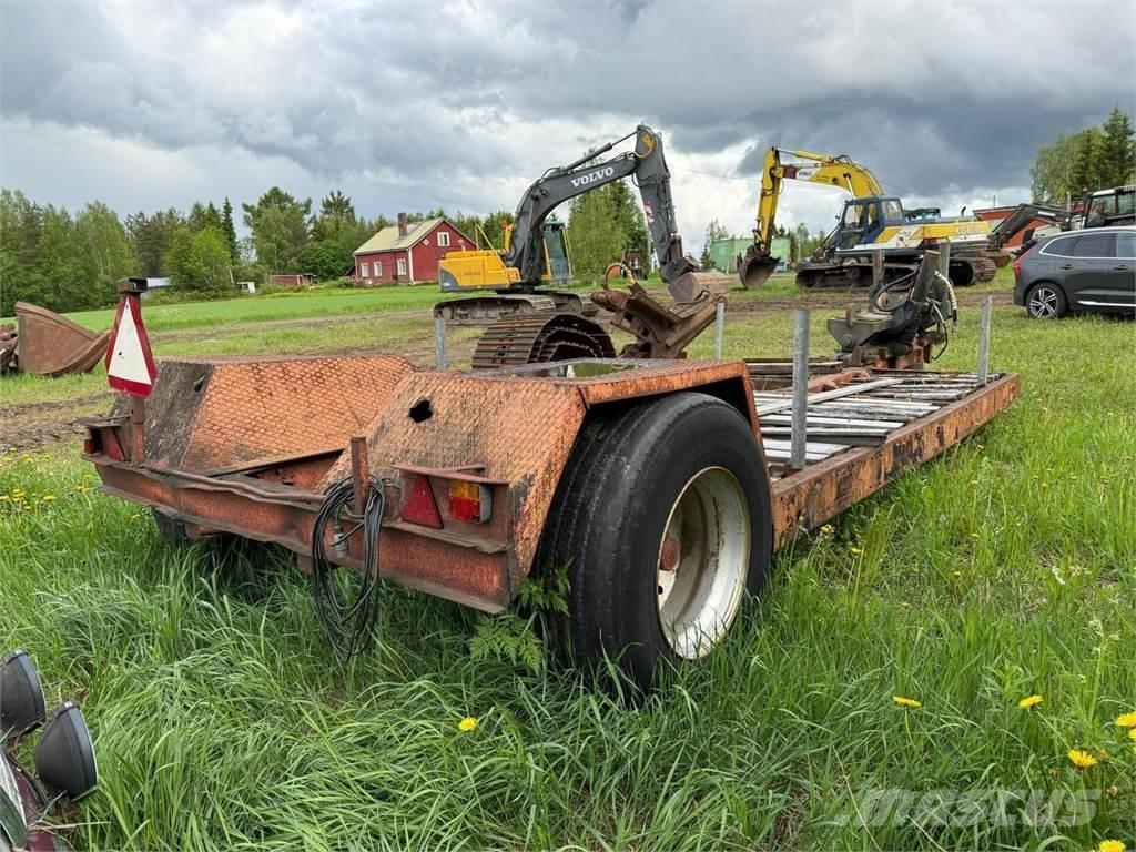  Traktorilavetti Otros remolques