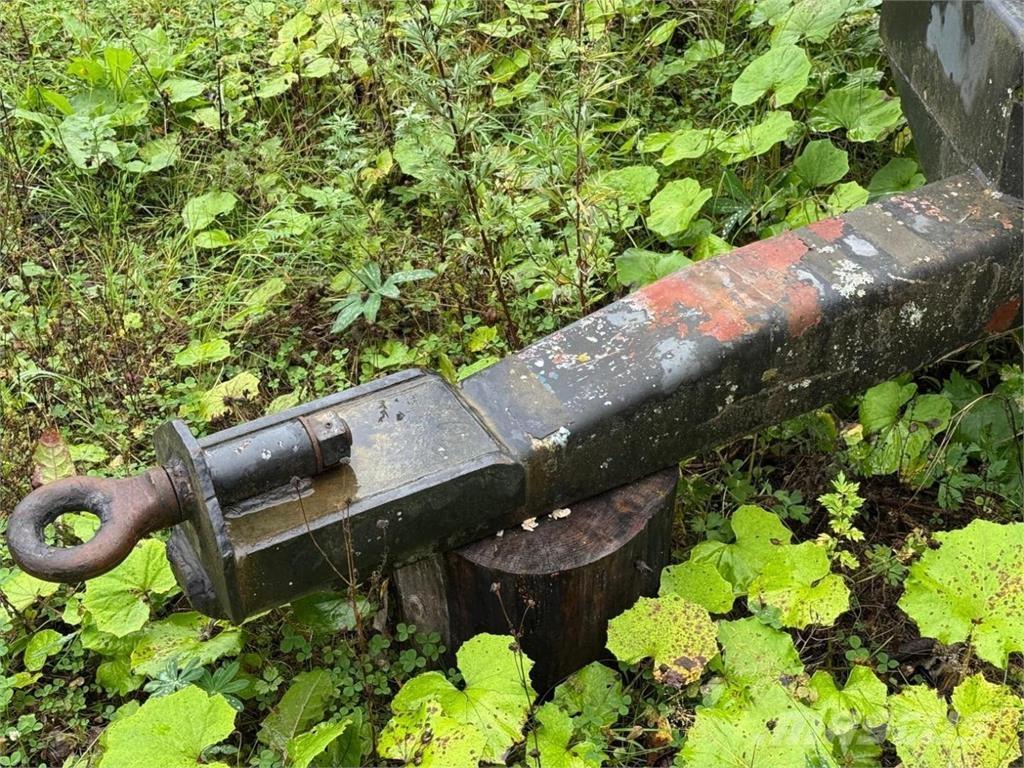  Traktorilavetti Otros remolques