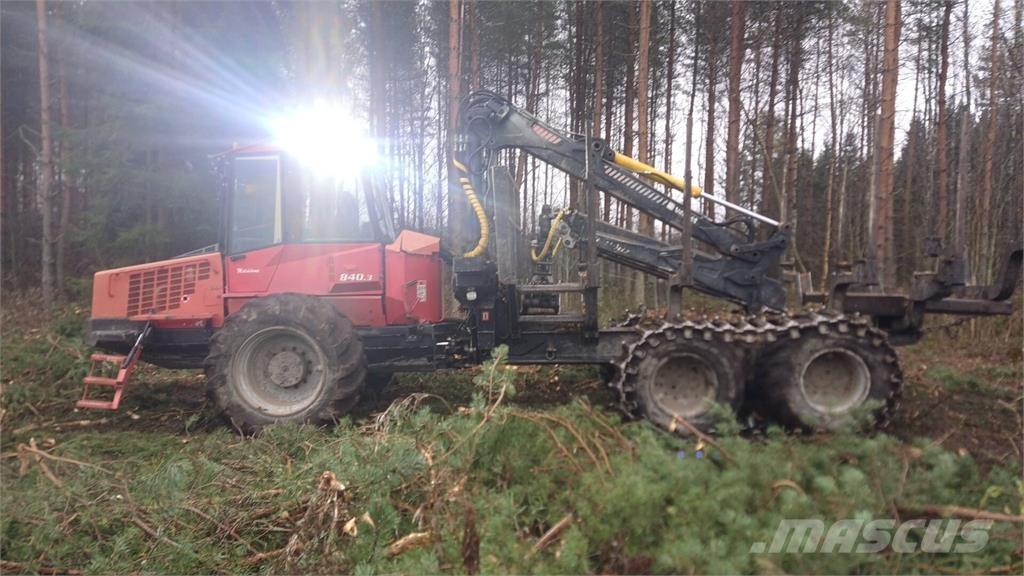 Valmet 840.3 Transportadoras