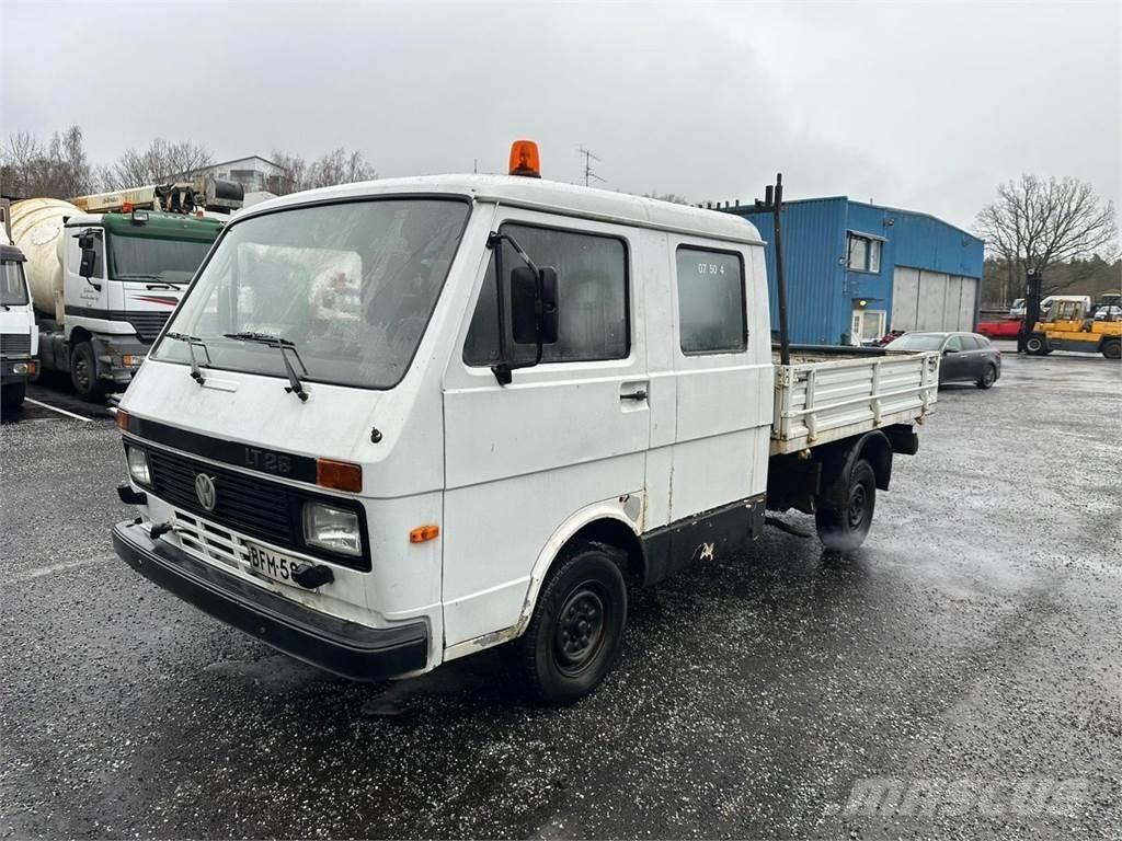 Volkswagen LT28 Camiones de cama baja