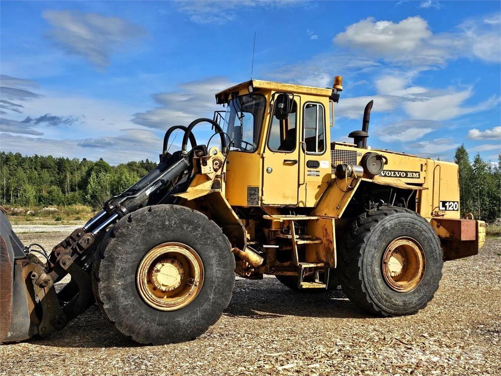 Volvo BM L120 Cargadoras sobre ruedas