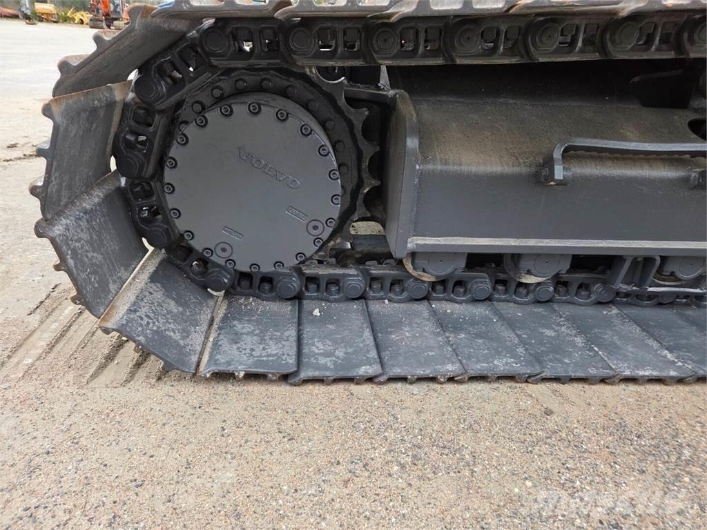 Volvo EC210CL Excavadoras sobre orugas