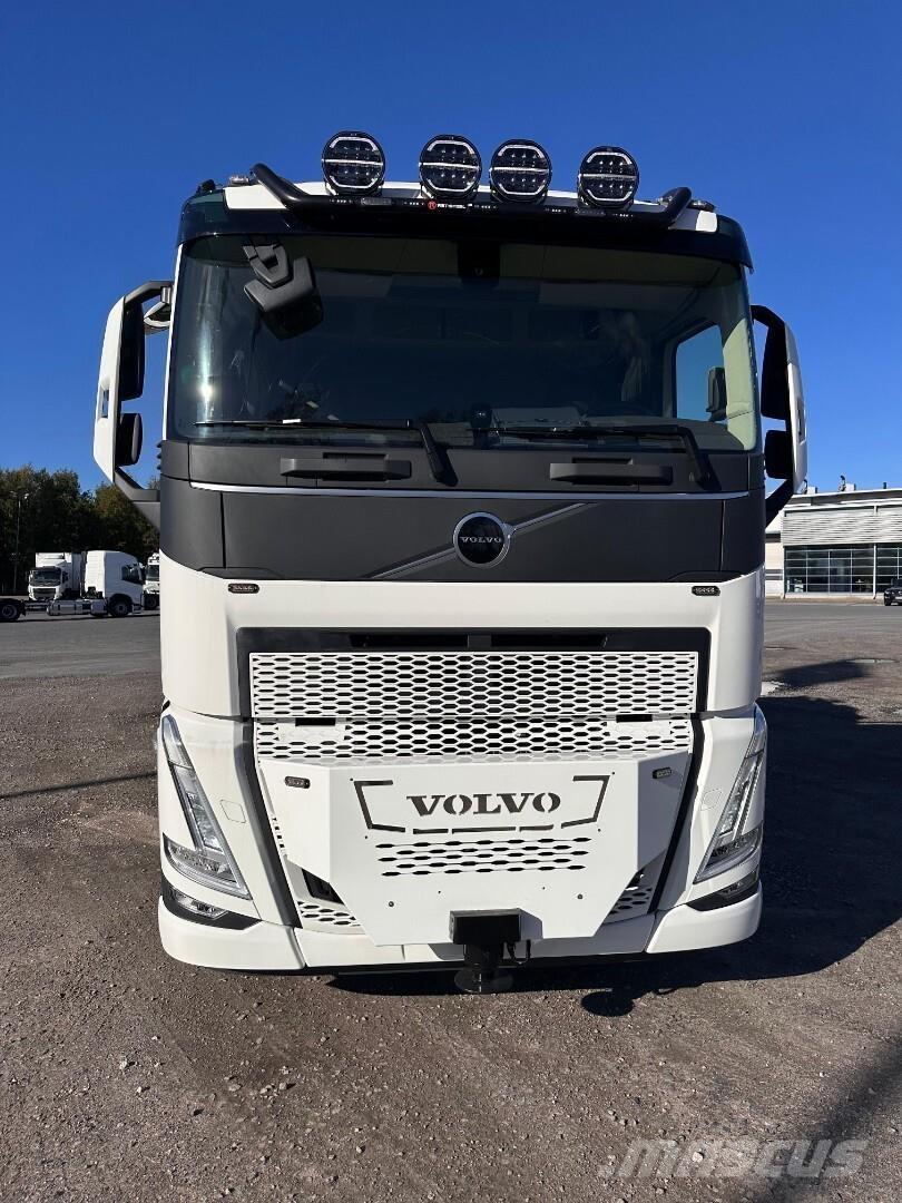 Volvo FH13 8x4 Camiones grúa