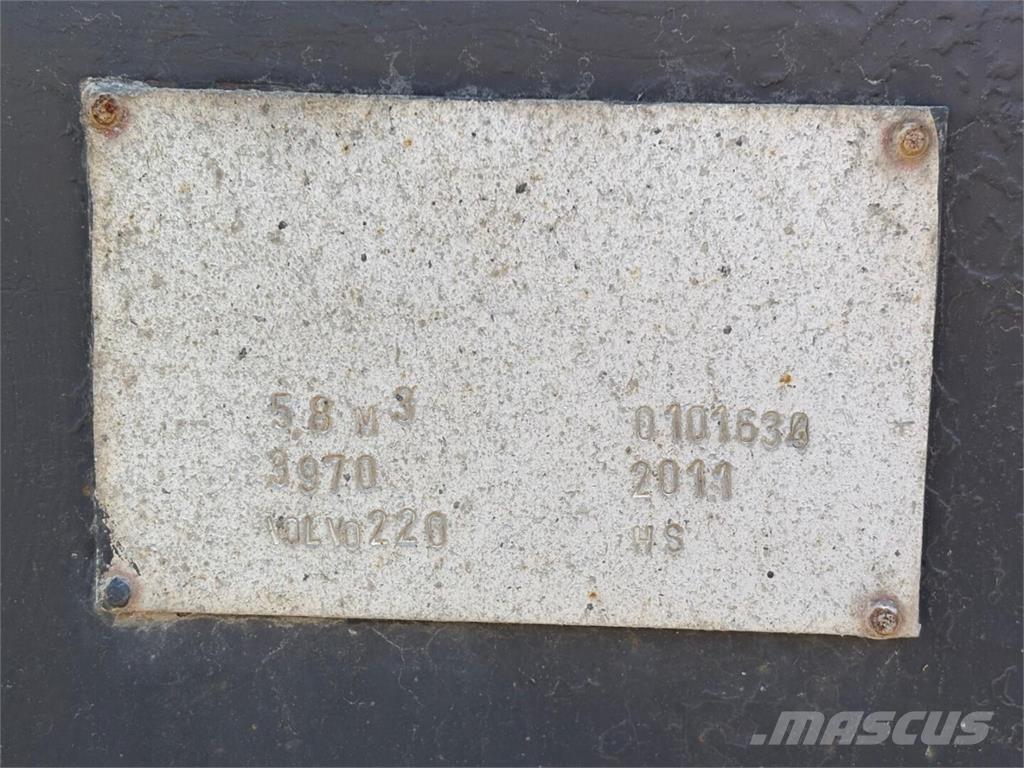 Volvo L 220 F Cargadoras sobre ruedas