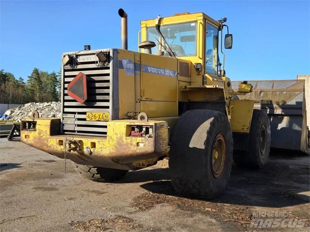 Volvo L120C Cargadoras sobre ruedas