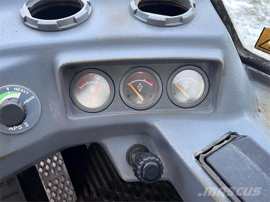 Volvo L120C Cargadoras sobre ruedas