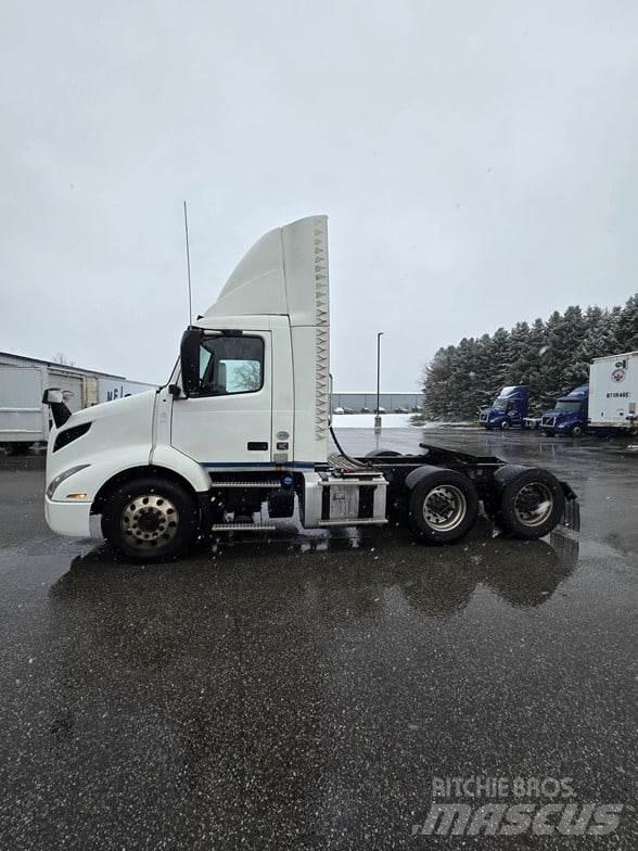 Volvo VNR64T300 Camiones tractor