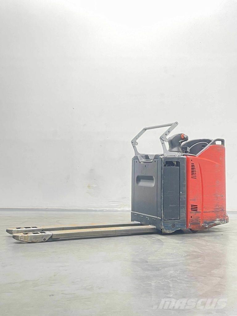 Linde T25SP-131 Montacargas de baja elevación