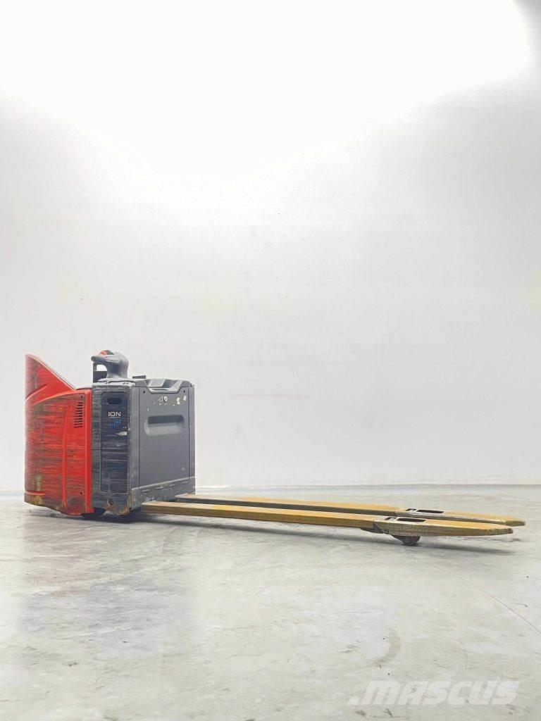 Linde T30SP-131 Montacargas de baja elevación