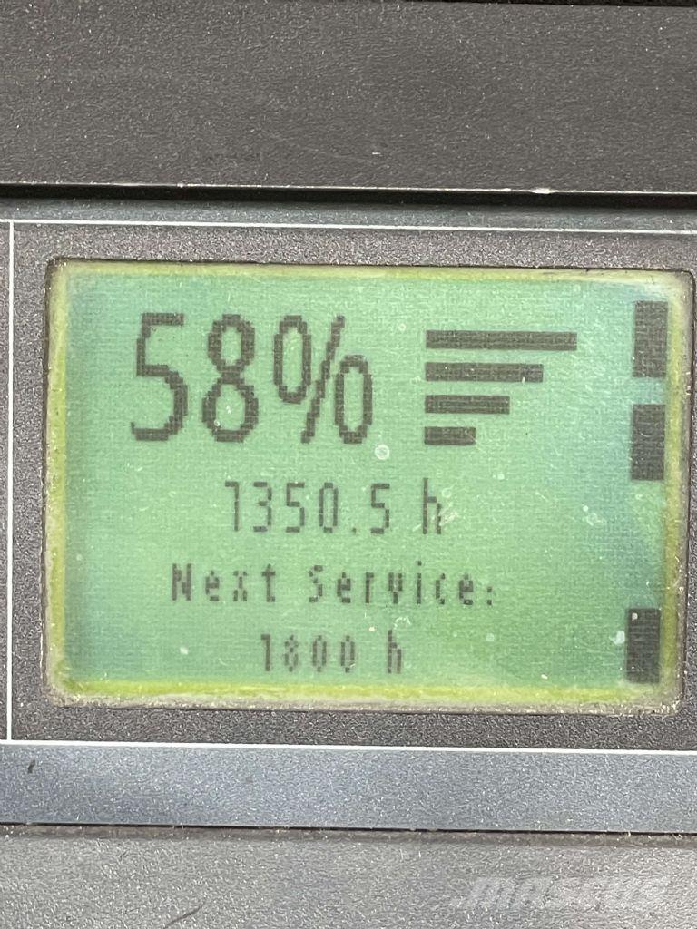 Linde V08-02-1110 Montacargas recogepedidos de baja altura