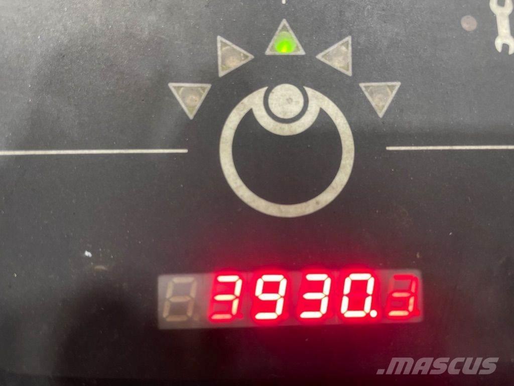 Linde V10-5212 Montacargas recogepedidos de baja altura