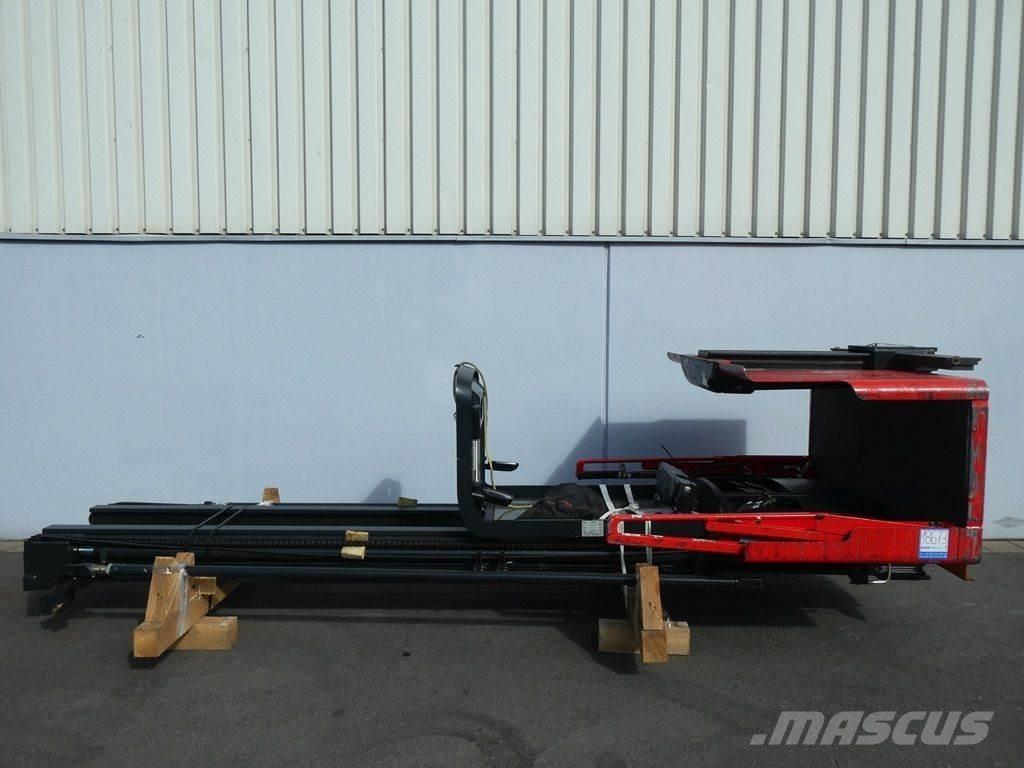 Linde V12-015 Montacargas recogepedidos de gran altura