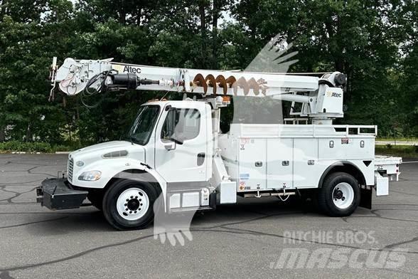 Altec DM47BTR Plataformas sobre camión