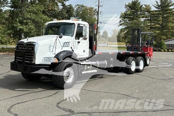 Moffett M55 Horquillas elevadoras para camión