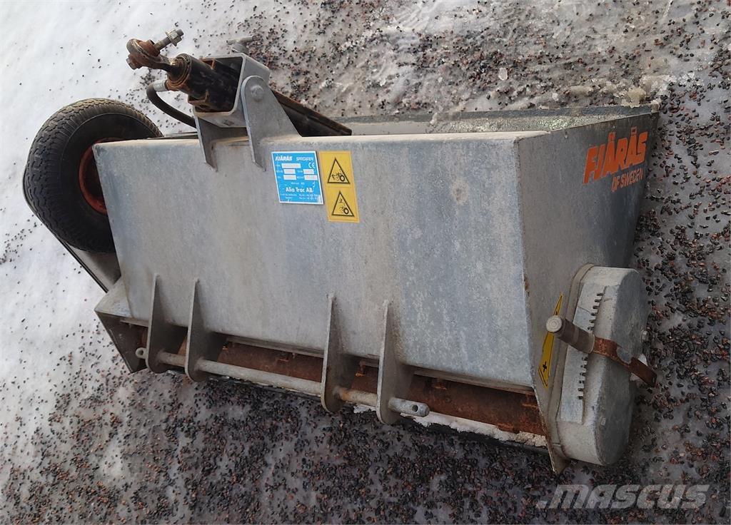  250/1100 3-p fäste Esparcidoras de arena y sal