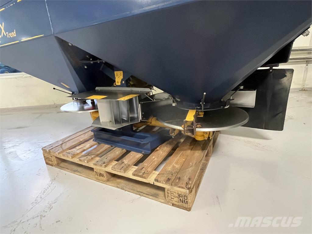 Bogballe Ex-Trend 2000 Esparcidoras de minerales