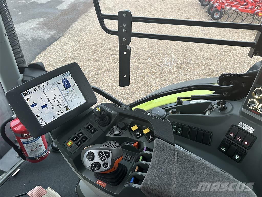 CLAAS Arion 650 Tractores