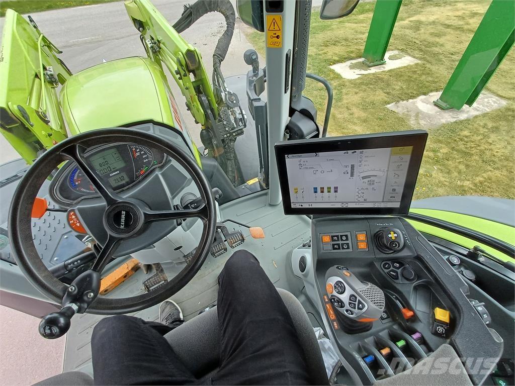 CLAAS Arion 660 Tractores