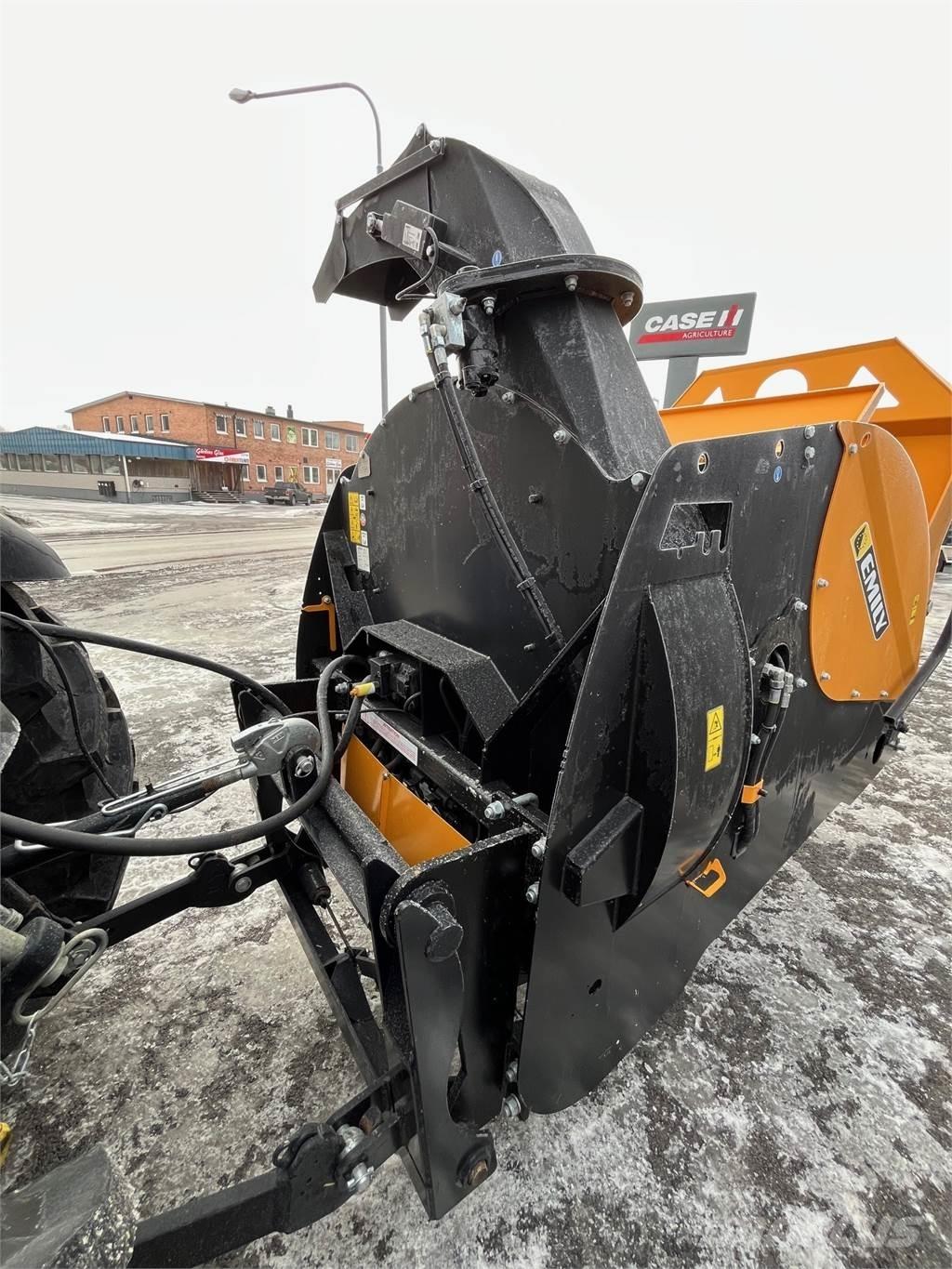 Emily SIGMA Desmenuzadoras, cortadoras y desenrolladoras de pacas