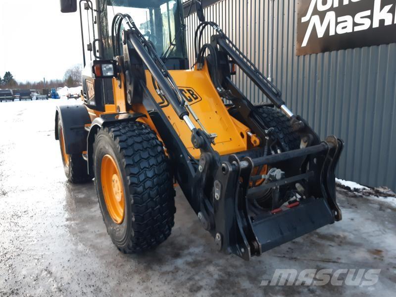 JCB 411 HT STORA BM Cargadoras sobre ruedas