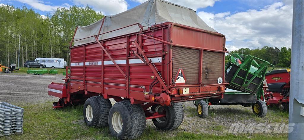 JF 3500 HACKVAGN Remolques autocargadores