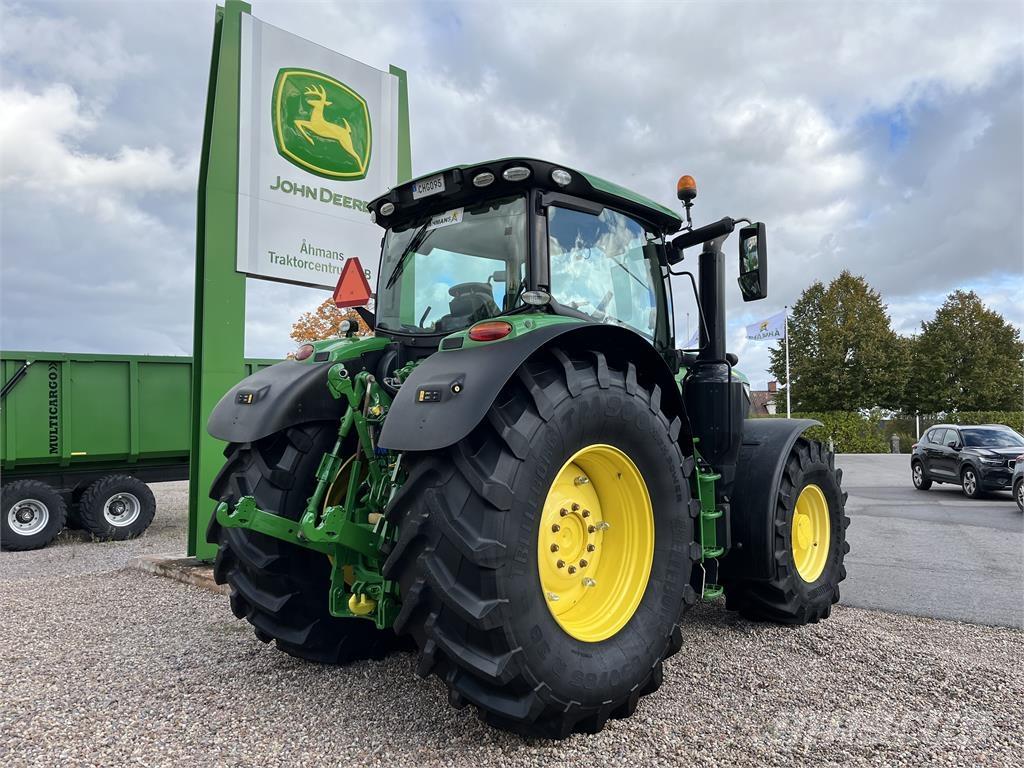 John Deere 6215R Tractores