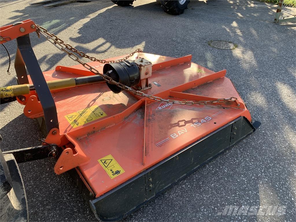 Kuhn BAV 1545 Segadoras y cortadoras de hojas para pasto