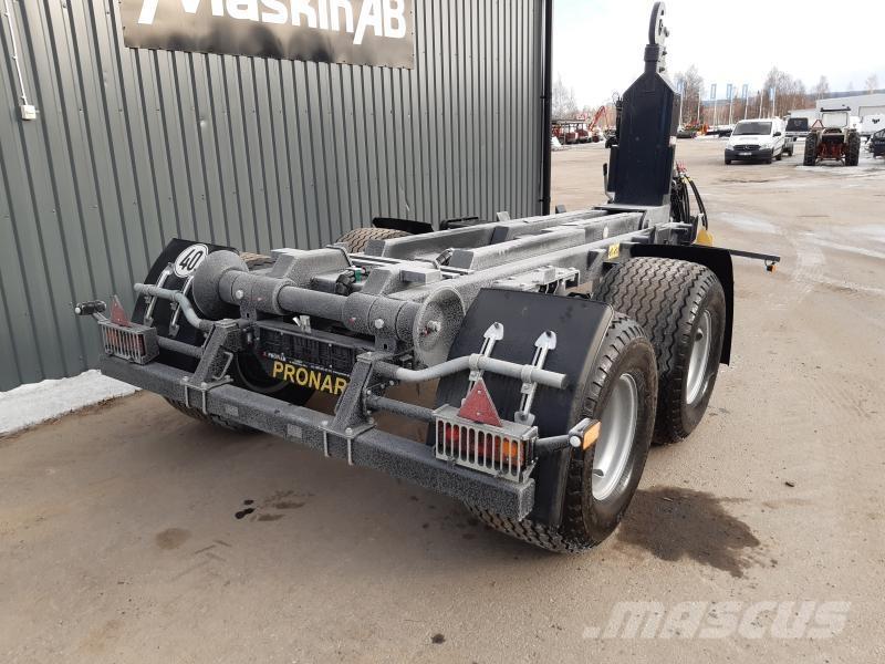 Pronar LASTVÄXLARE T185 Retrocargadoras