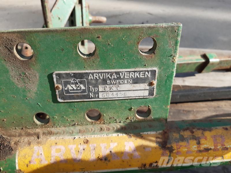  SLÅTTERBALK AVA ARVIKA Segadoras y cortadoras de hojas para pasto