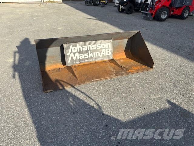  SNÖSKOPA 200 ÅLÖ TYP3 Otros accesorios para tractores