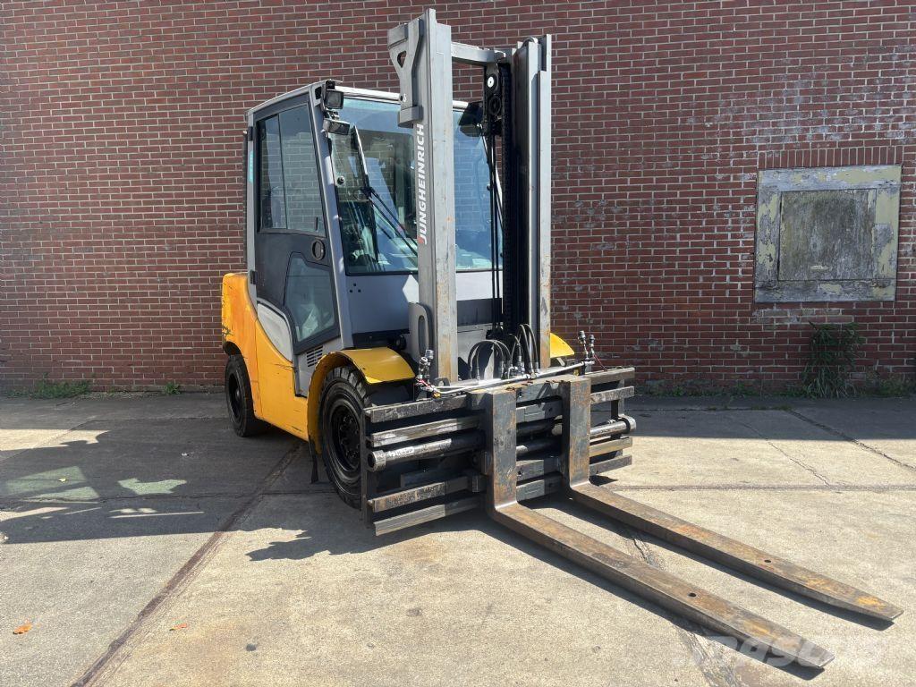 Jungheinrich DFG 545s Camiones diesel