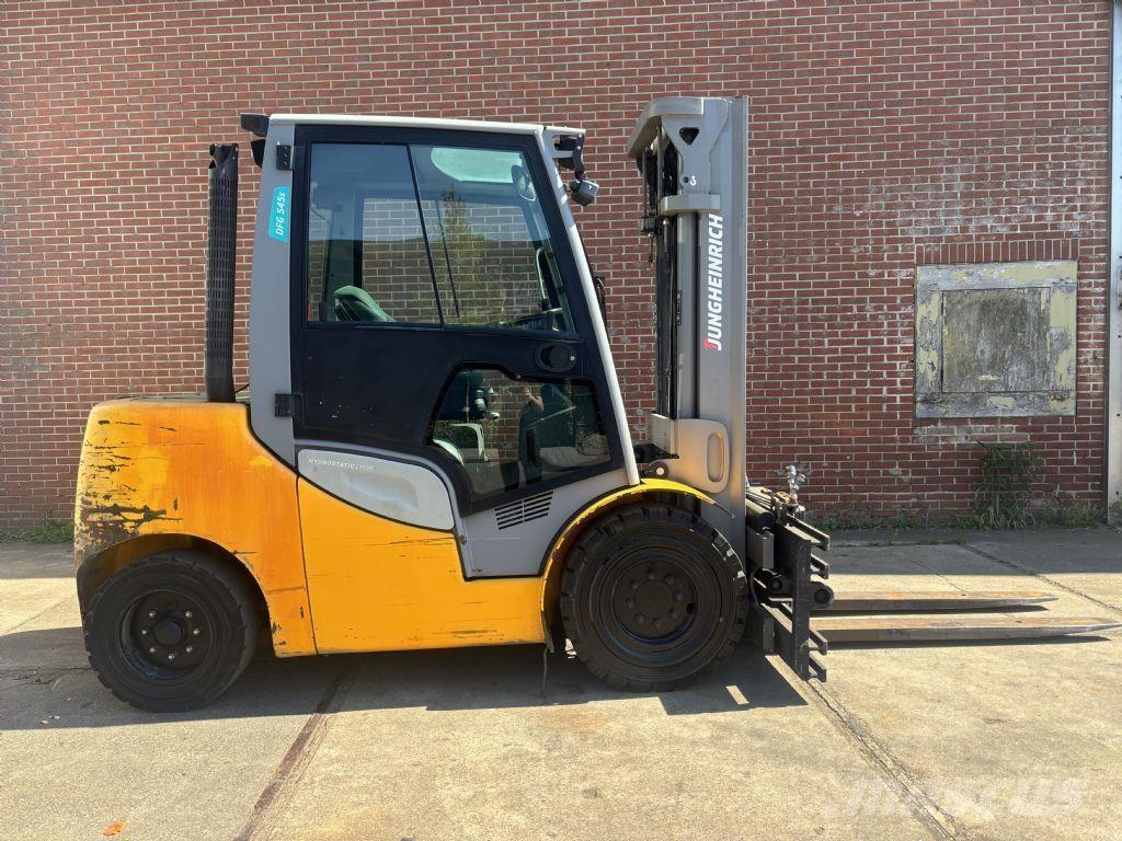 Jungheinrich DFG 545s Camiones diesel